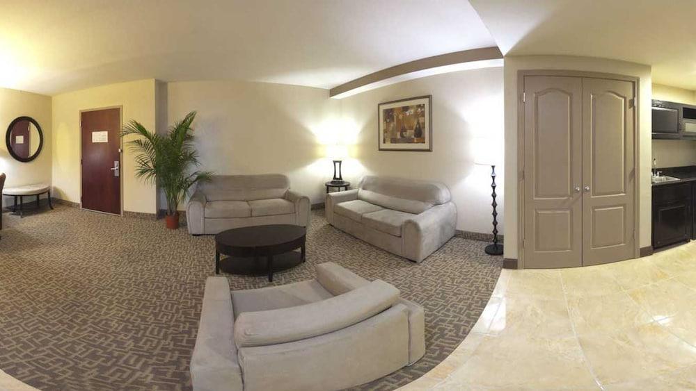 Holiday Inn Hotel & Suites Beaufort At Highway 21 By Ihg Buitenkant foto