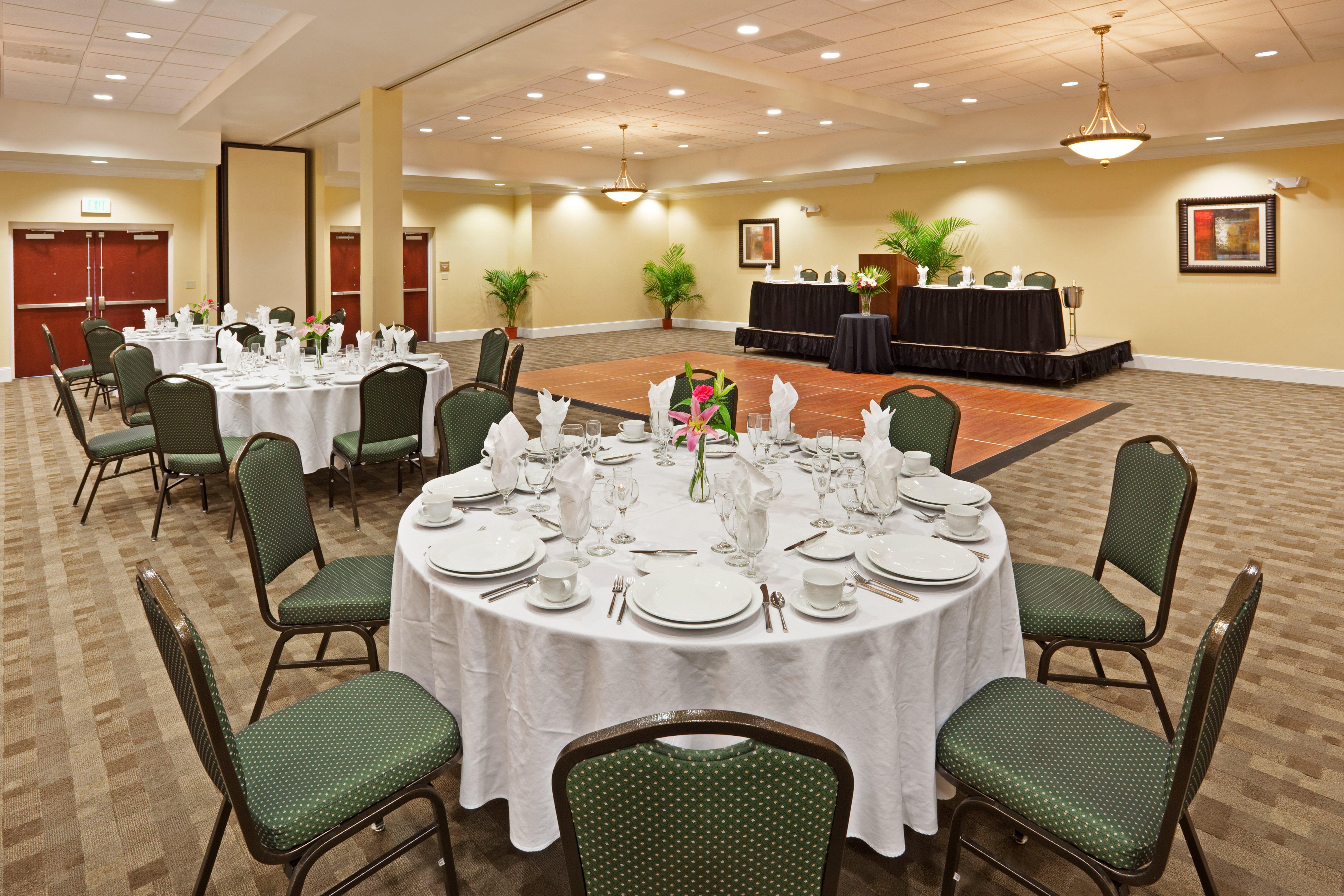 Holiday Inn Hotel & Suites Beaufort At Highway 21 By Ihg Buitenkant foto